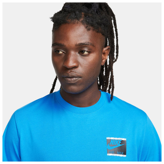 Nike Ανδρική κοντομάνικη μπλούζα Sportswear Air Max Day Nike Ανδρική κοντομάνικη μπλούζα Sportswear Air Max Day